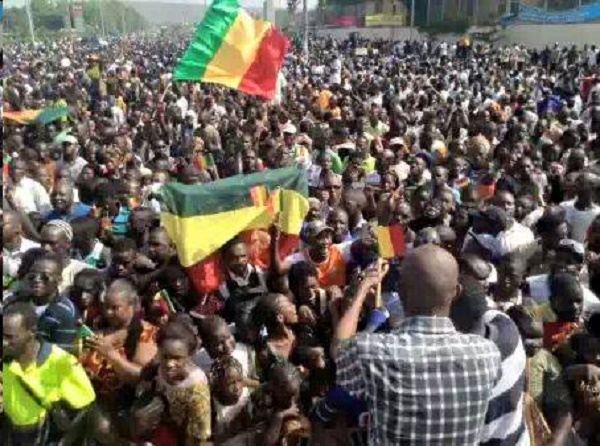 Manif bamako accorde paix